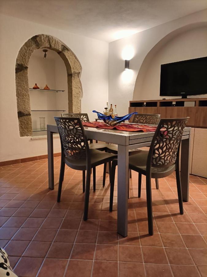 Locazione Turistica La Gesualda Leilighet Castelnuovo Magra Eksteriør bilde